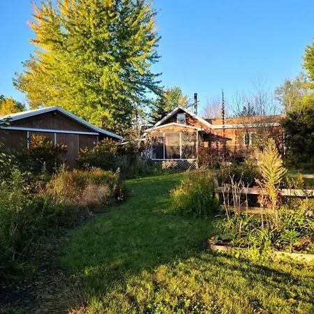 Country Cottage Penn Yan Exterior photo