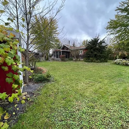 Country Cottage Penn Yan Exterior photo